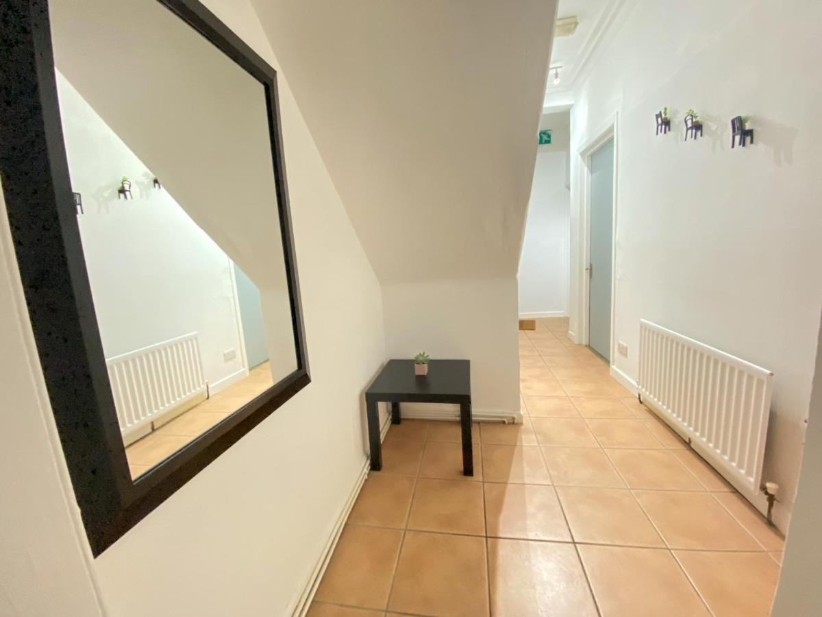 Cheap & Cheerful Apartment Near Bangor Marina エクステリア 写真